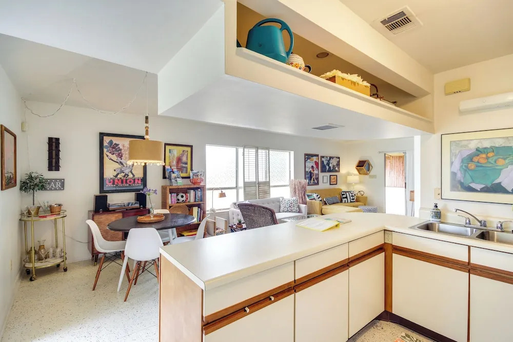 Walk to Ocean: Family Biloxi Haven w/ Pool & Patio