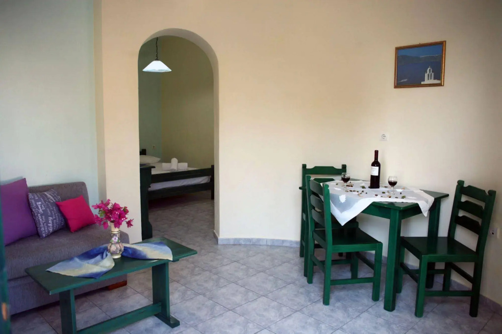 Villa Anemomilos
