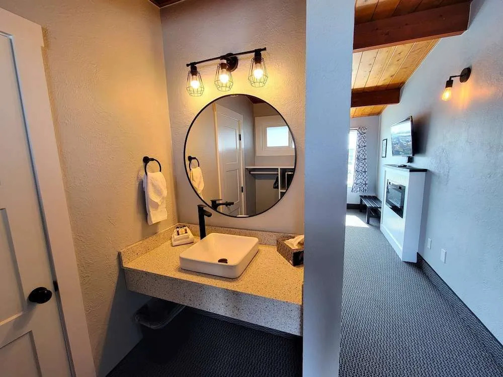 Saltwater Inn
