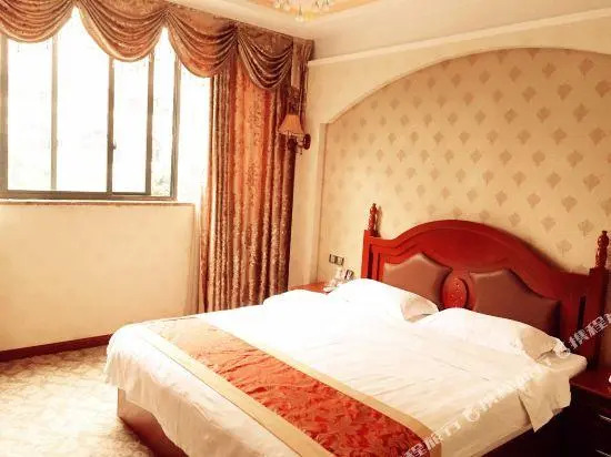 Baiqian Business Hotel
