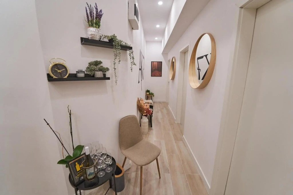 AK7 Boutique Suites