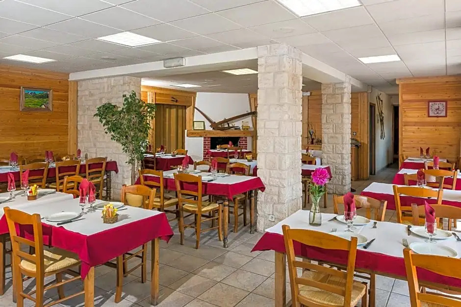 HOTEL LE CHAMOIS