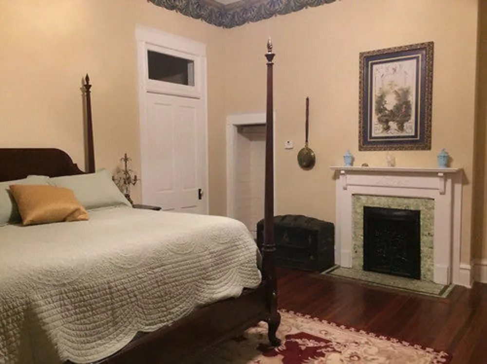 Collina Plantation Inn