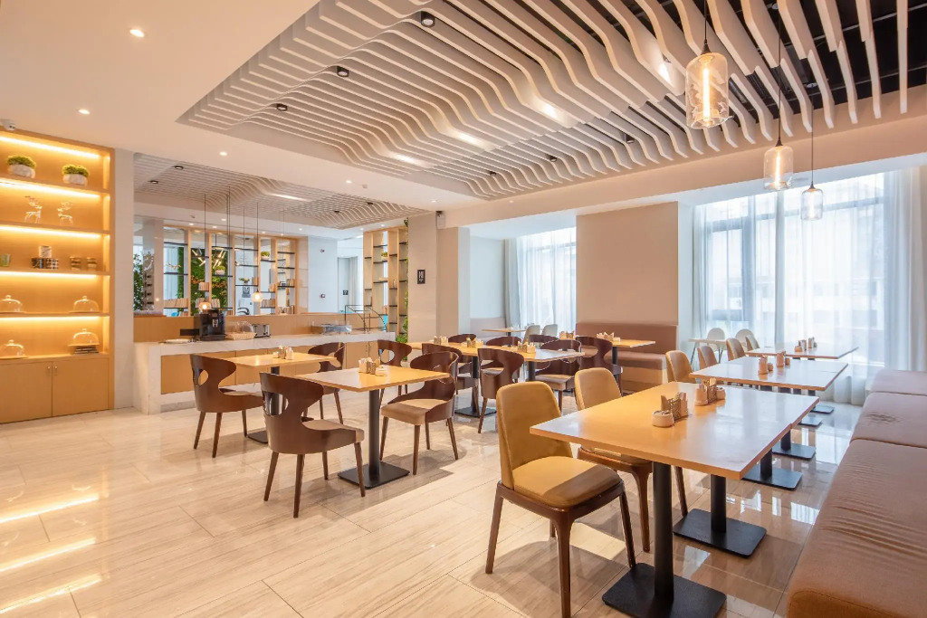 Rezen Select Hotel (Hangzhou Xiaoshan International Airport Yongsheng Road Subway Station Branch)