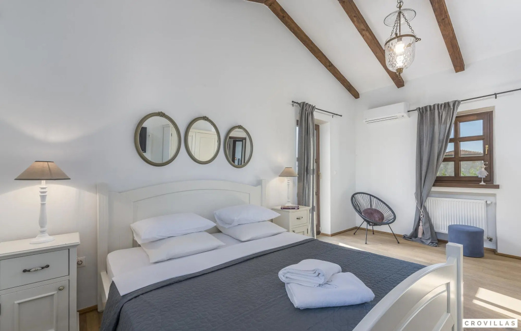 Rustica in Visnjan with 5 bedrooms and 1 bathrooms