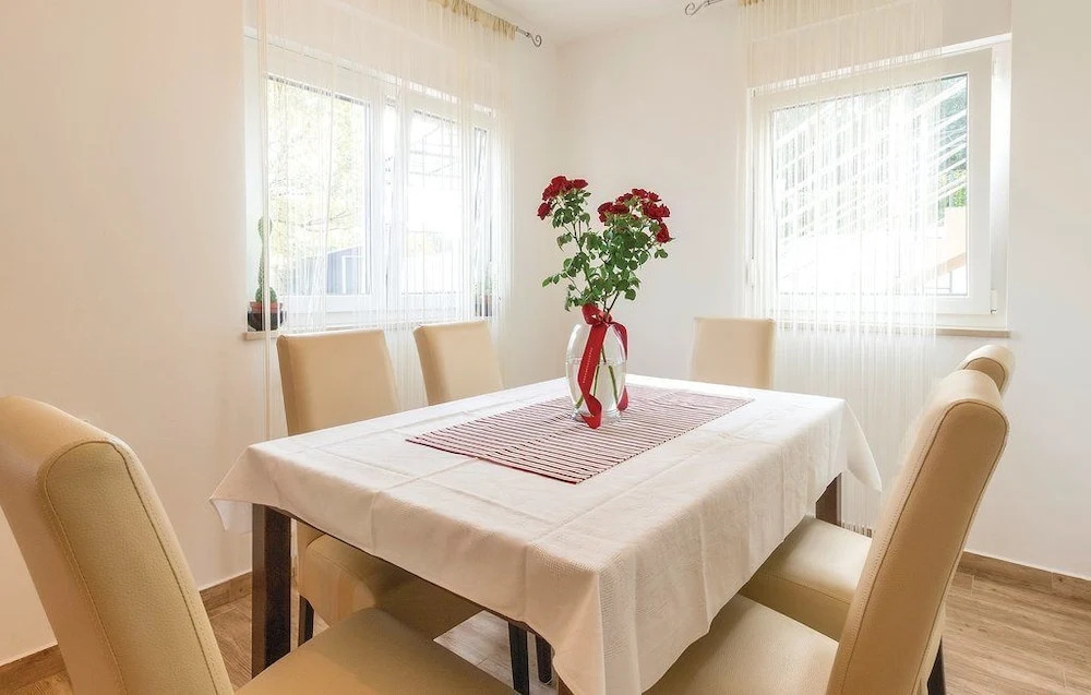 Apartment 1287