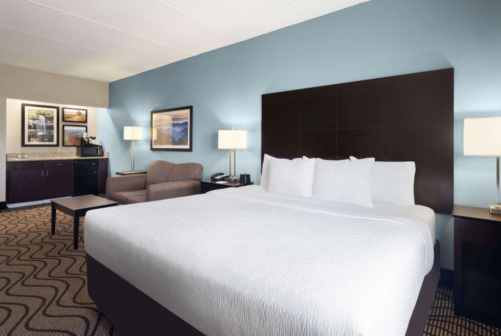 La Quinta by Wyndham Knoxville Airport