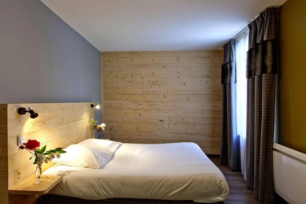 Logis Hôtel LBB - les 2 lacs