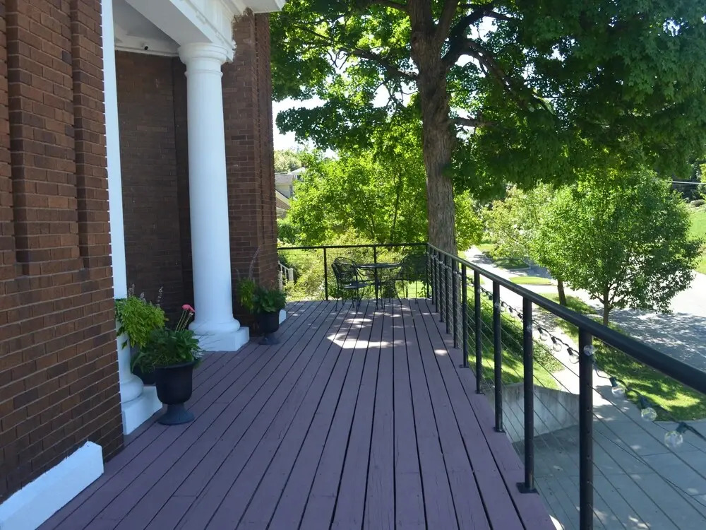 Mcgrady Inn - Bed And Breakfast