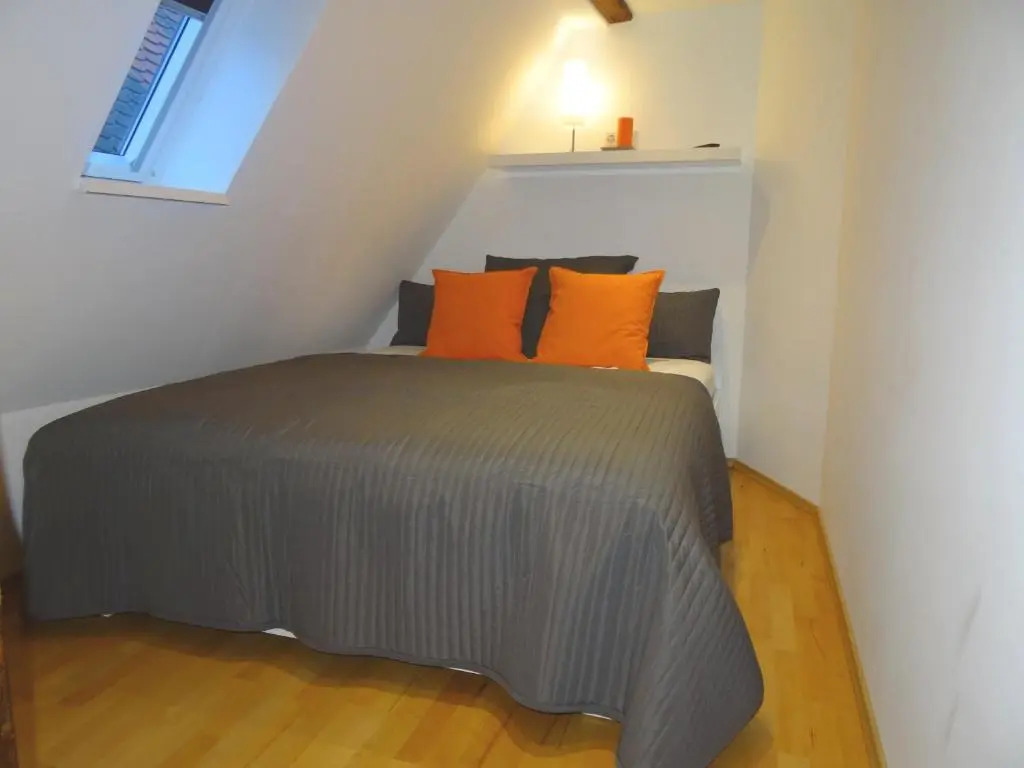 New Business Apartment with Flair