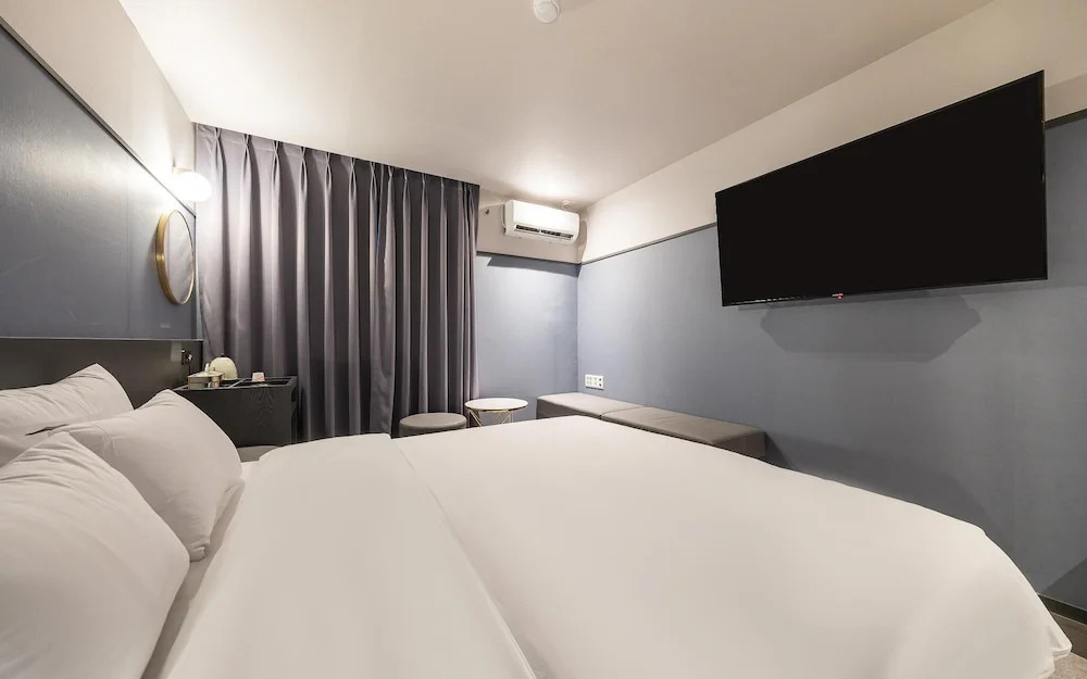 Flex 9 Hotel