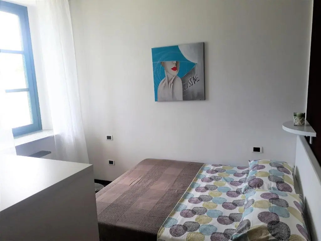 Campione Giulia Exclusive Lakefront apartment by Gardadomusmea