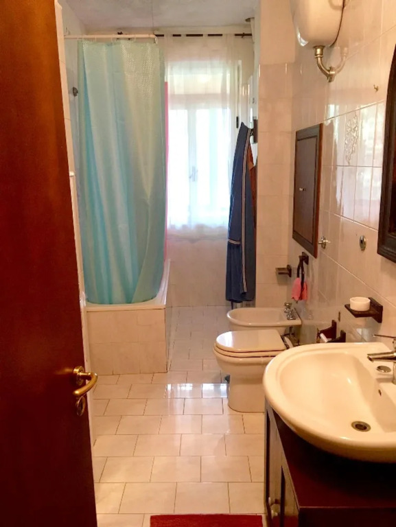 House With 3 Bedrooms in Padula, With Wonderful Mountain View, Furnished Garden and Wifi Near the Beach