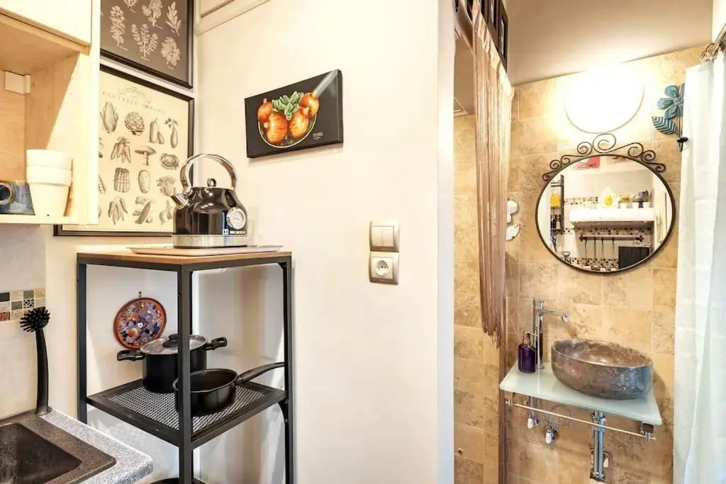 Quiet spot3, ground floor studio 25m2