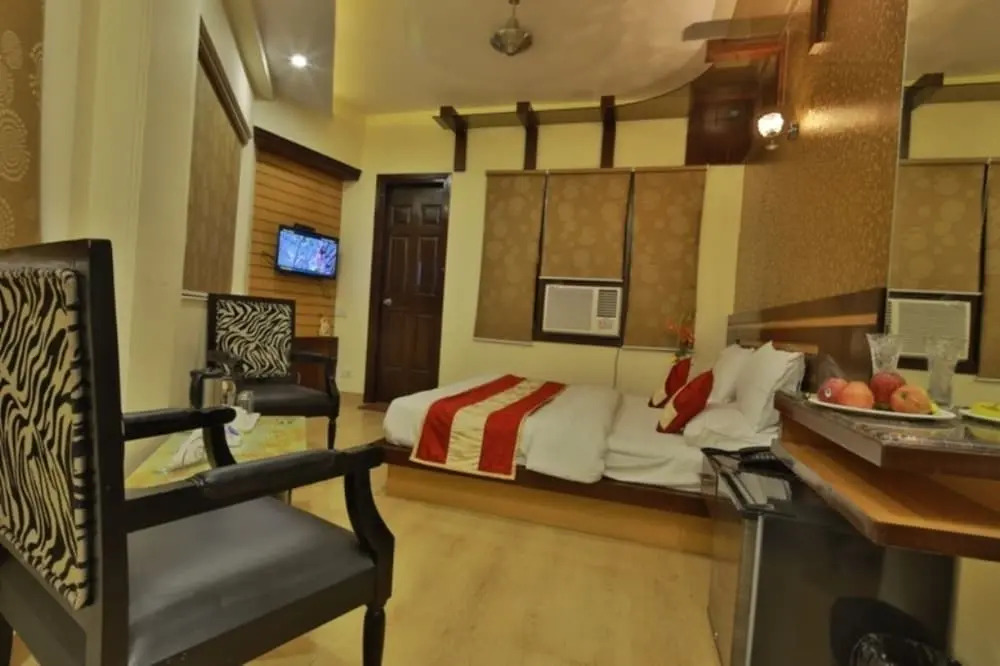 Hotel Pablas International, New Delhi, Near Metro