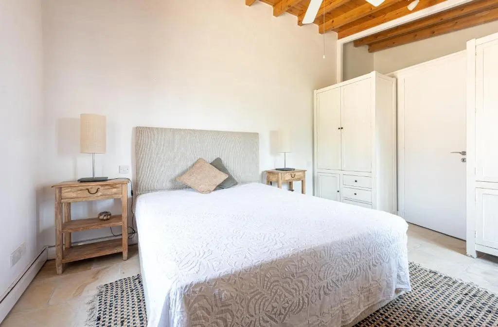 The Carob Tree Villa - Rustic Luxury Home With Access To Pool And Restaurant