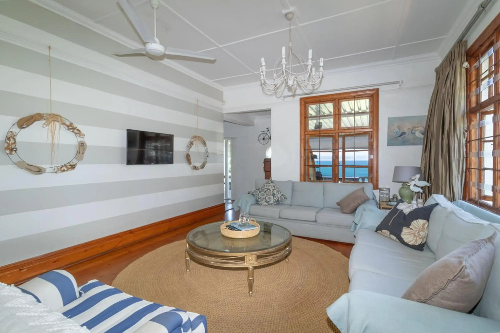 A Whale's Tale Beach House