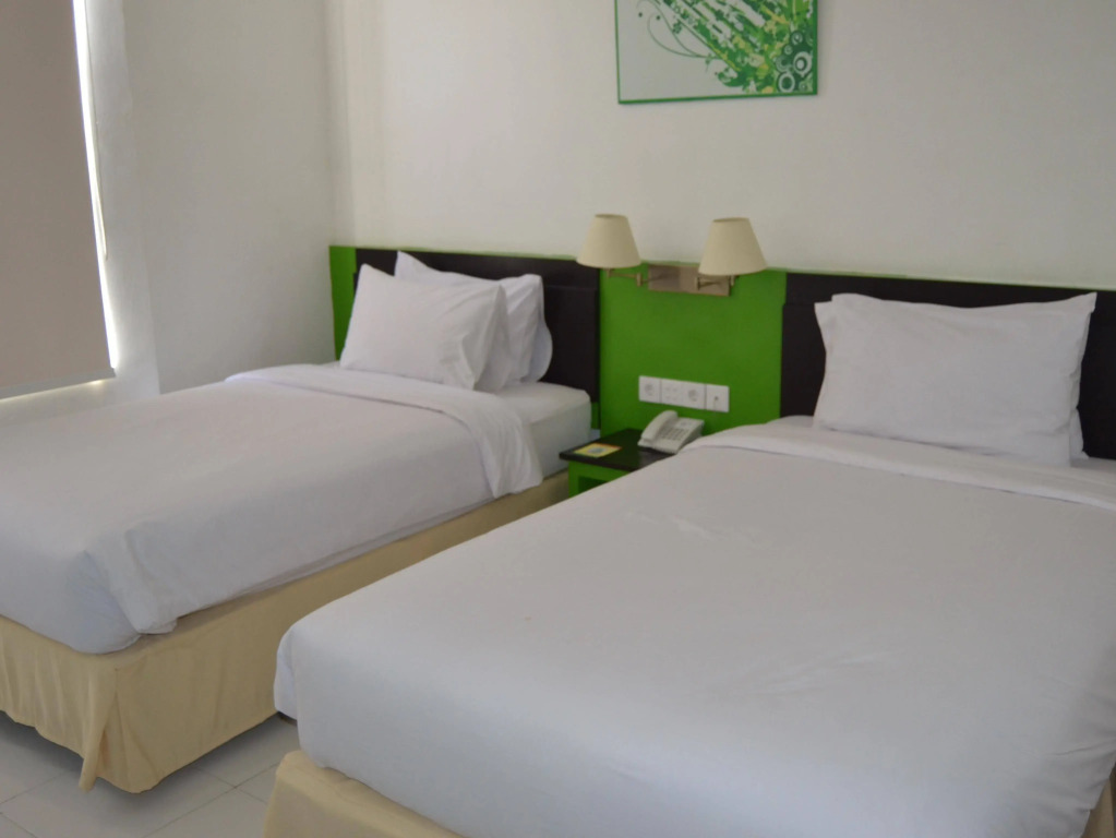 Urbanview Hotel Asyra Makassar