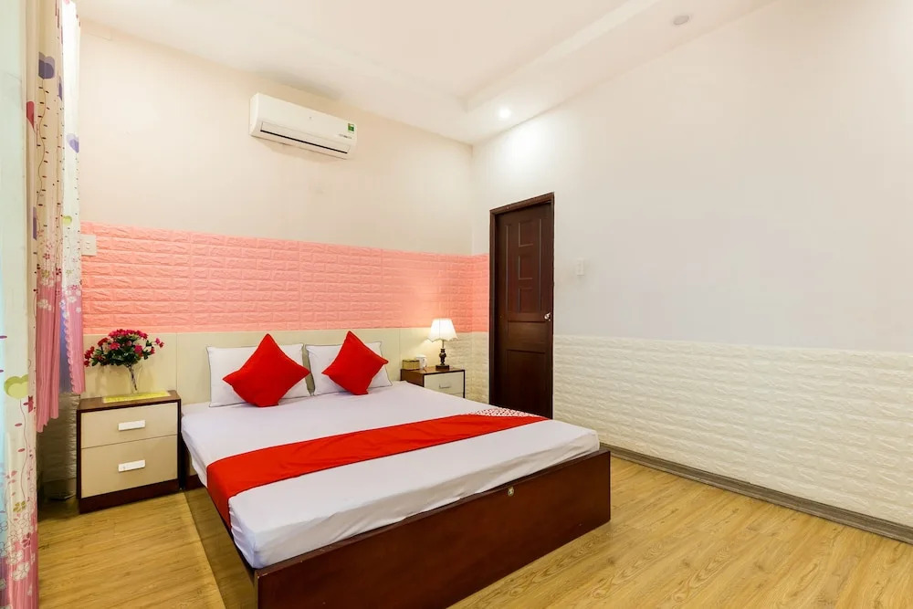 Habana Hotel by OYO Rooms