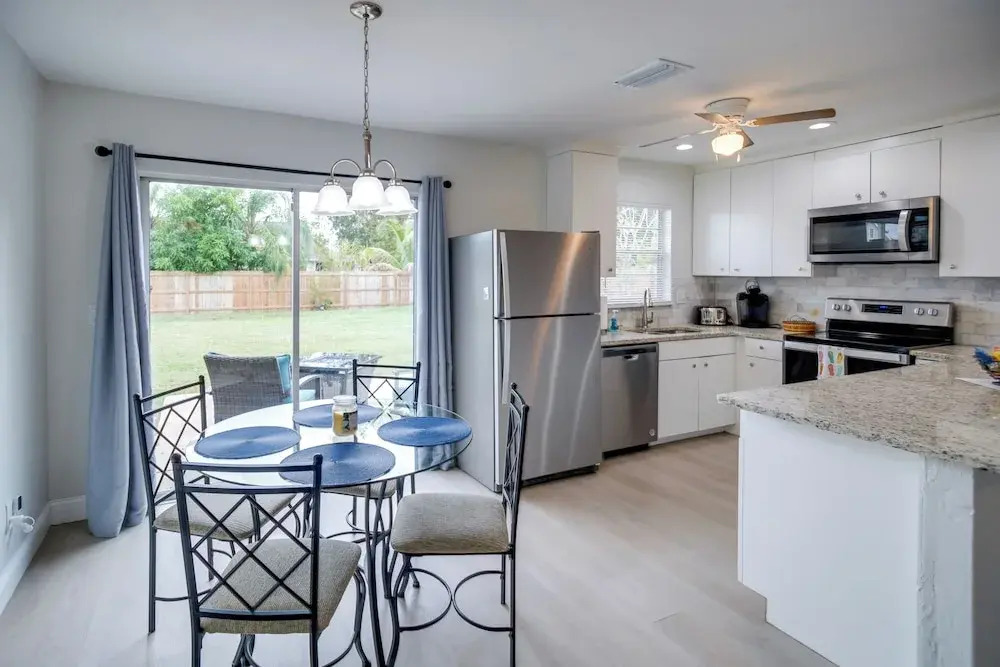 Fort Myers Vacation Home w/ Patio ~ 14 Mi to Beach