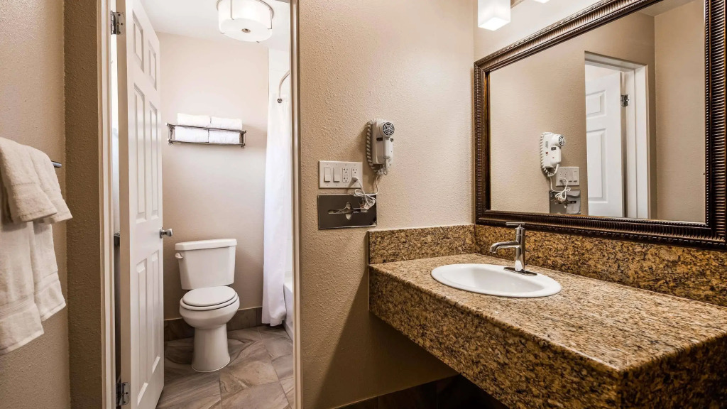 Best Western Paradise Inn