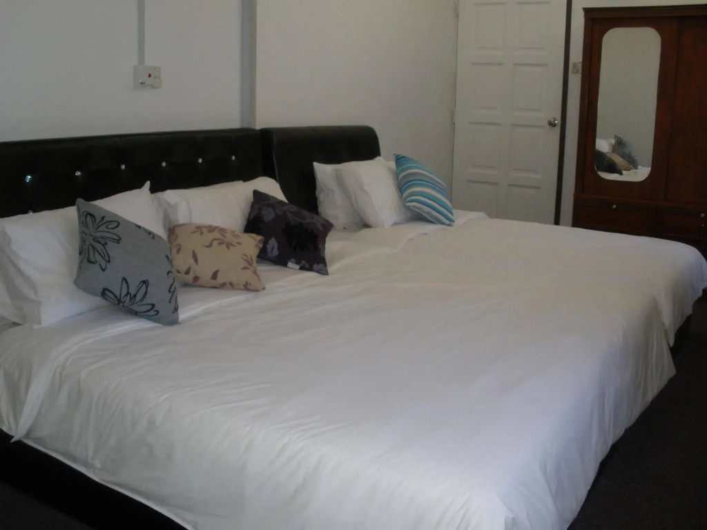 OYO 90037 The 7 Lodge Tambunan