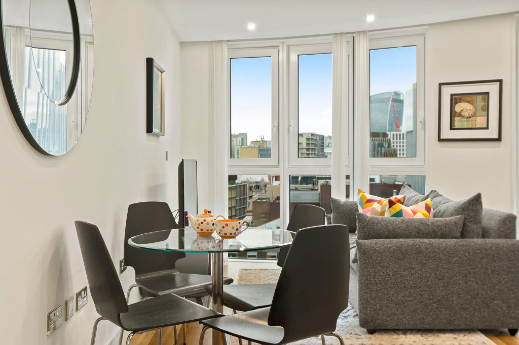 Elegant One Bedroom Apartment in Altitude Point