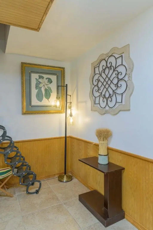 Tiki 323 - Stylish 1br Condo Sleeps 4 Near Beach 1 Bedroom Condo