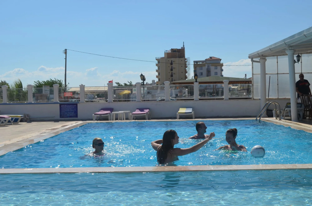 Yasmin Hotel