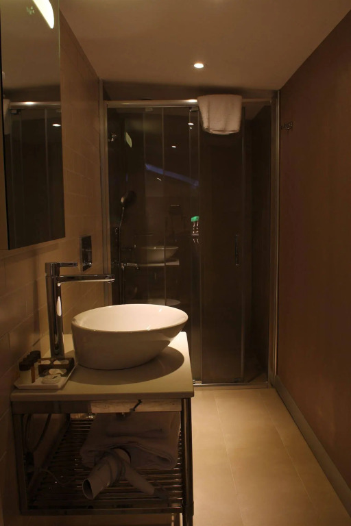 L'onde Business Suites