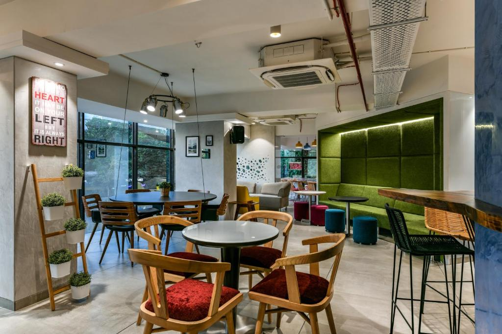 Indie Stays, BKC
