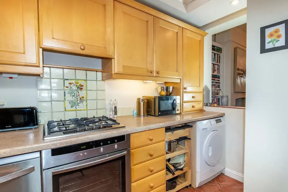 The River Cam Escape - 5BDR with Private Garden with Pond