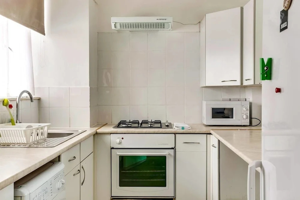 Great 1 BED in Perfect West London Location