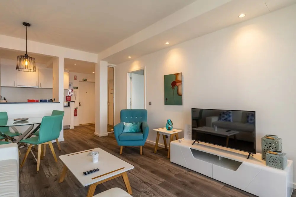 Monumental Apartment