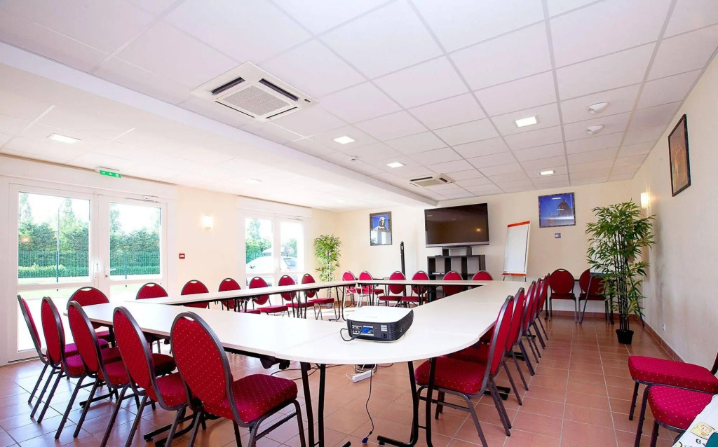 Logis JumHotel