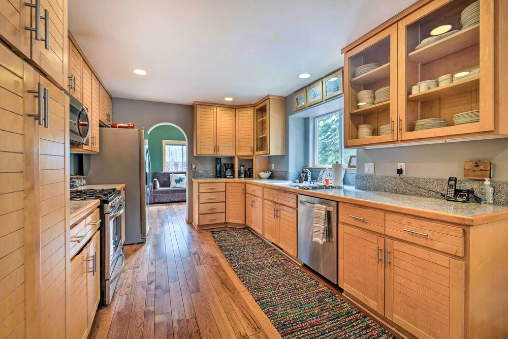 Tahoe Donner Retreat w/ Hot Tub & Fireplace!