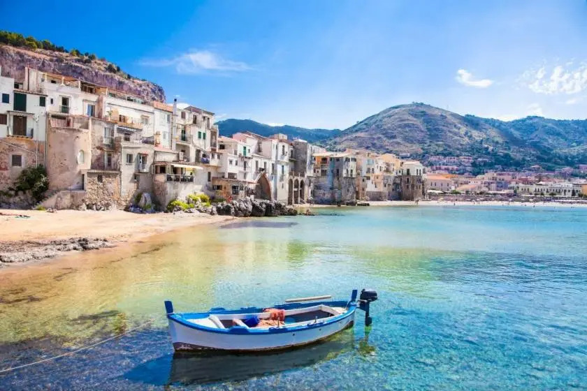 CASA SUL MARE A 30 m dalla spiaggia della Marina