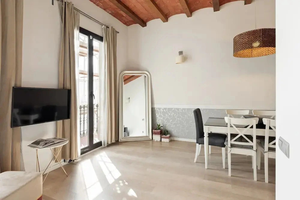 Enjoy Apartments Montserrat Boutique Apartment in Eixample