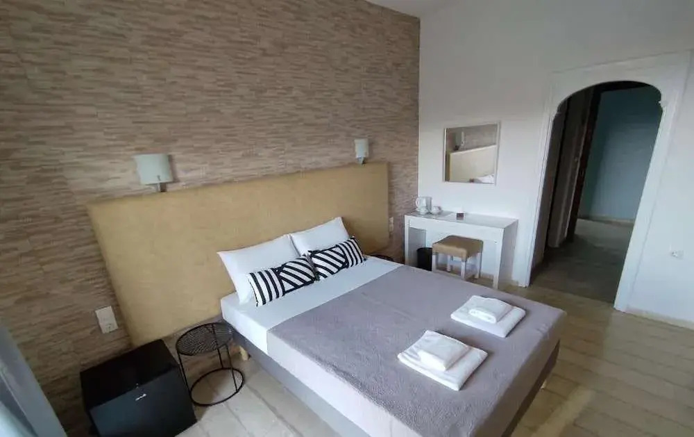 Tina Hotel