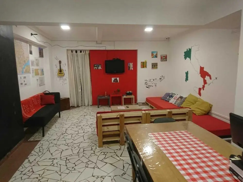 Hostel Calábria na Vila Madalena junto a alegria da Vila