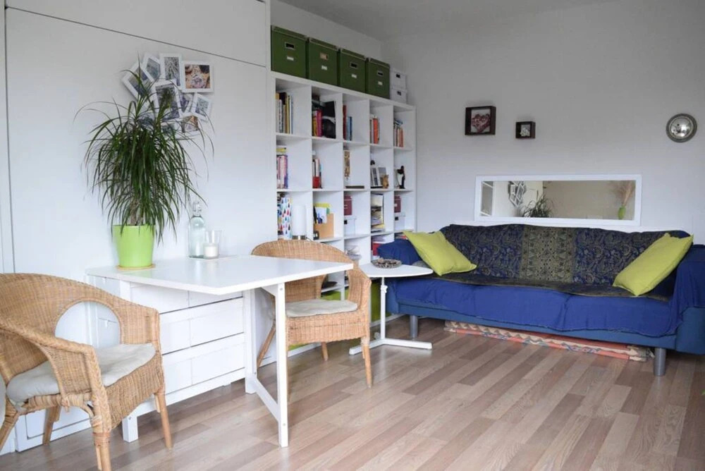 Contemporary 1 Bedroom Flat in Elephant & Castle With Balcony