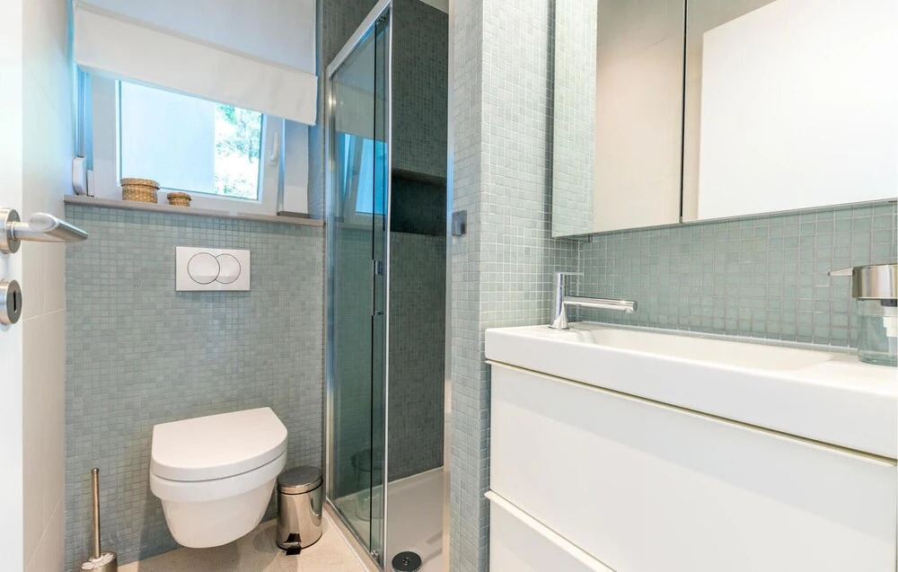 Amazing Home in Naklice With Wifi and 2 Bedrooms