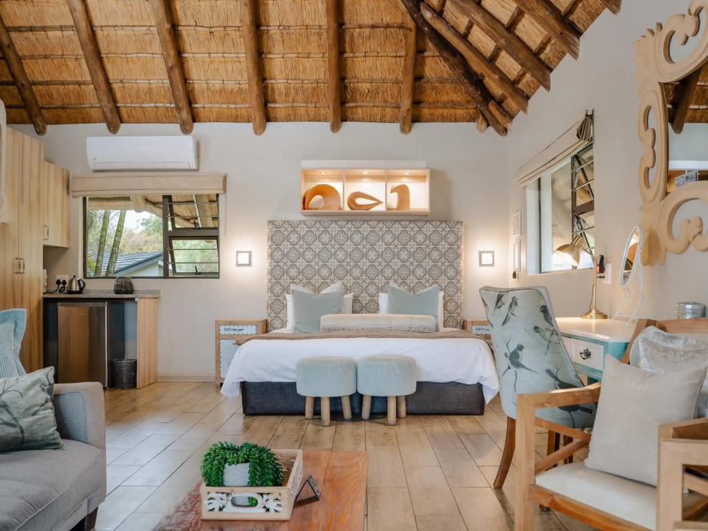La Roca Guest House