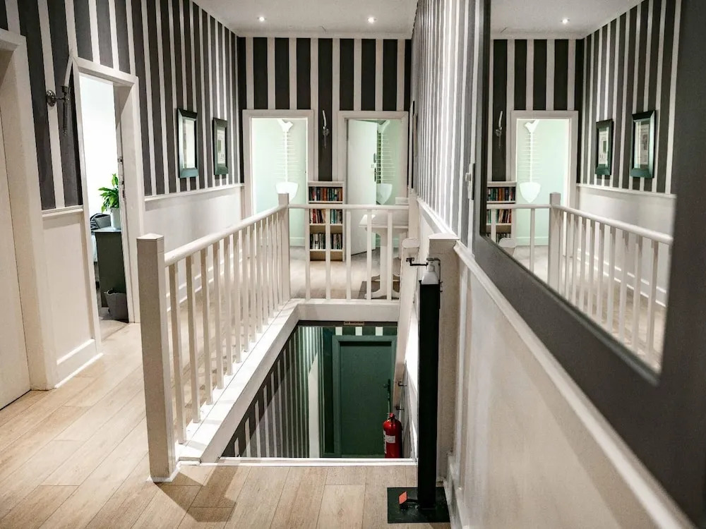 Leeuwenzee Guesthouse
