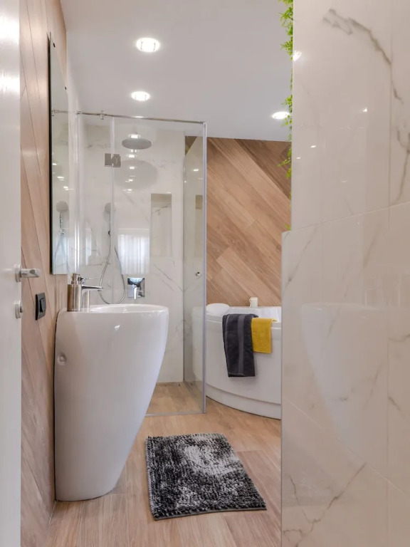FM Premium Luxury 2-BDR Apartment - Lux and Style