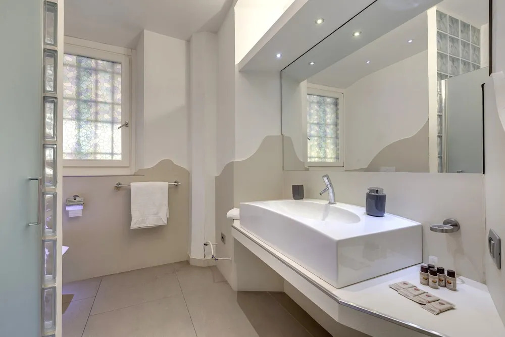 Exceptional and Comfortable for 7 People in the Center of Florence