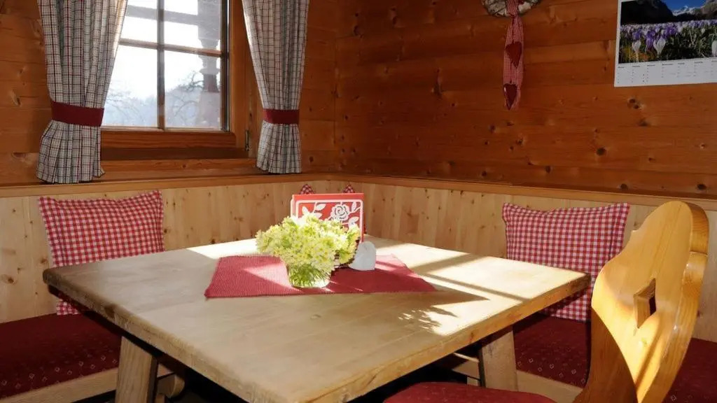 Wörglerhofs Hüttenapartments mit Kachelofen Farm Stay