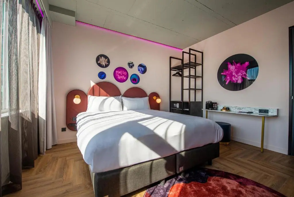 Hotel VIC