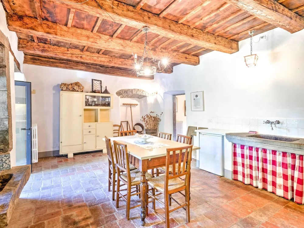 Comfortable Home in San Godenzo near Lake
