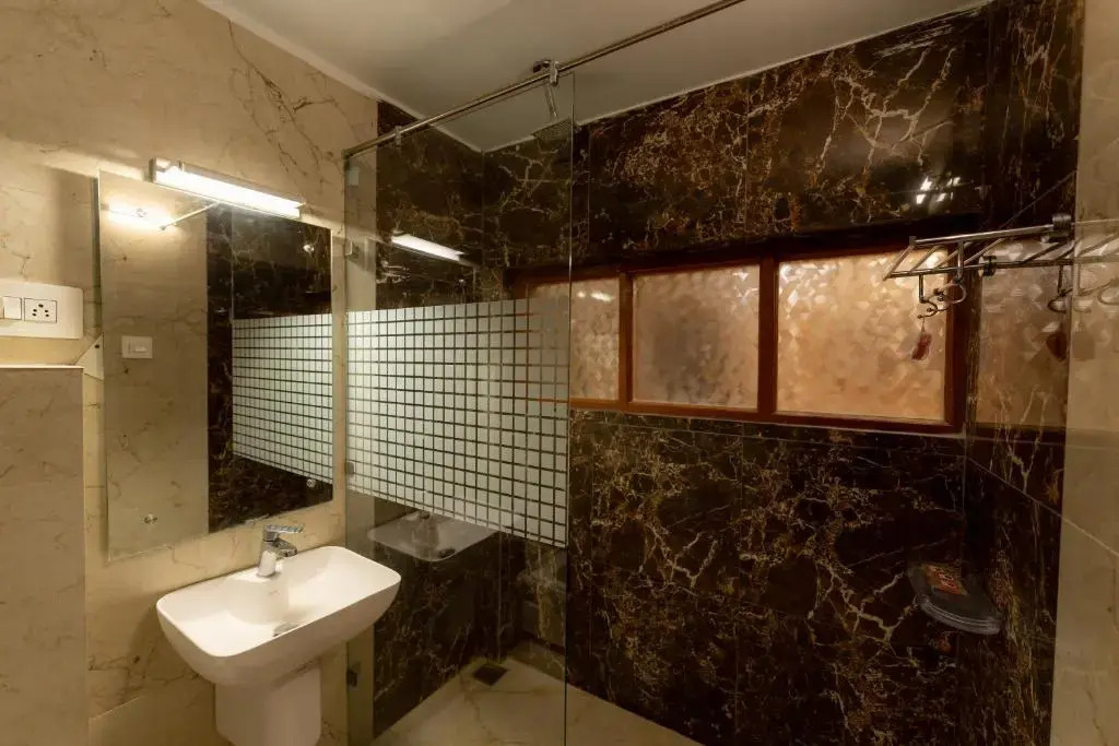 Rubab Guest House